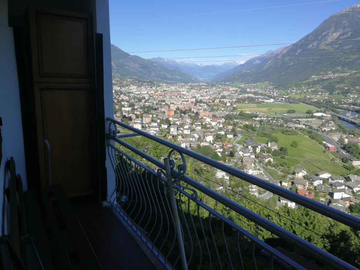 La Petite Maison Aosta Luaran gambar