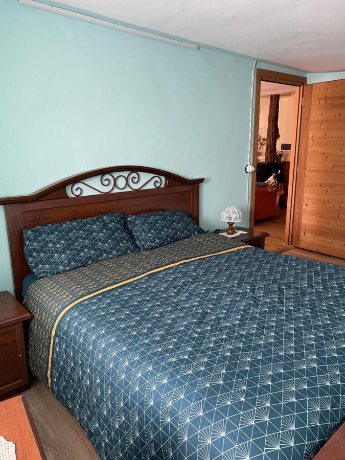 La Petite Maison Aosta Luaran gambar